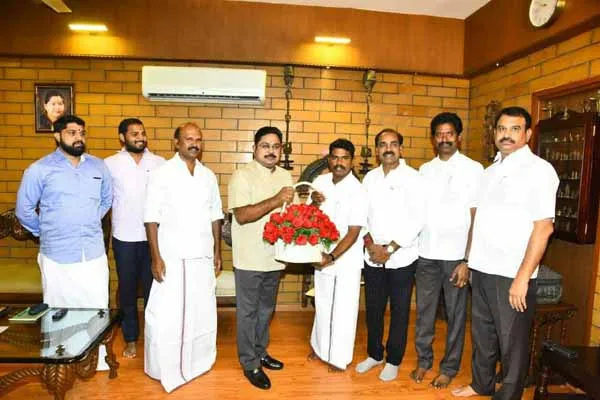 Prabhu T.T.V.Dinakaran  